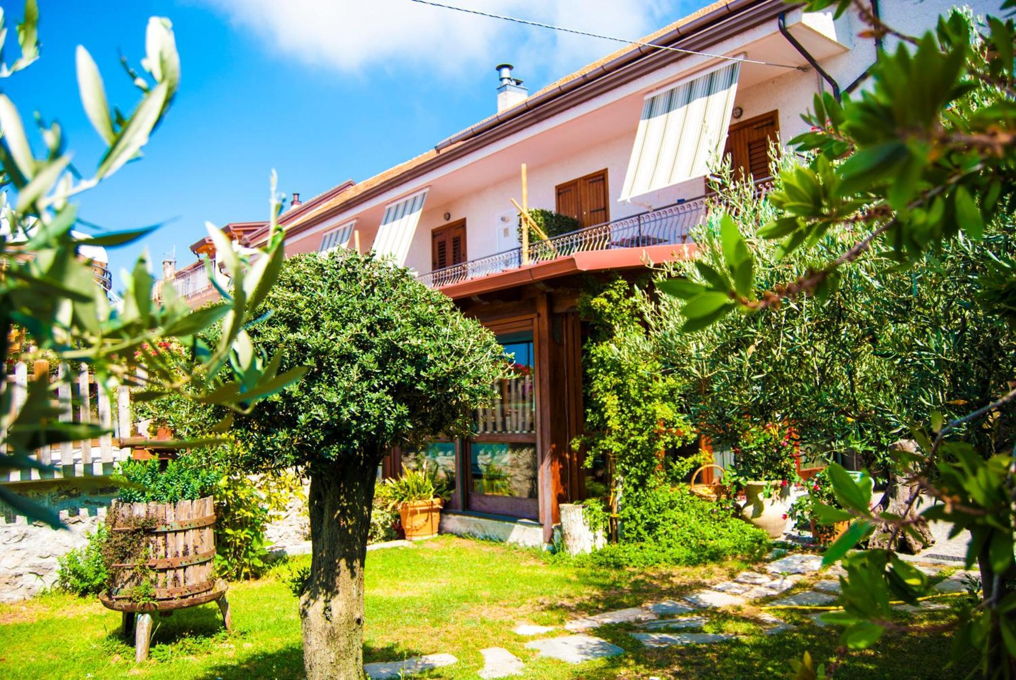 Agriturismo Mare E Monti アジェーロラ エクステリア 写真