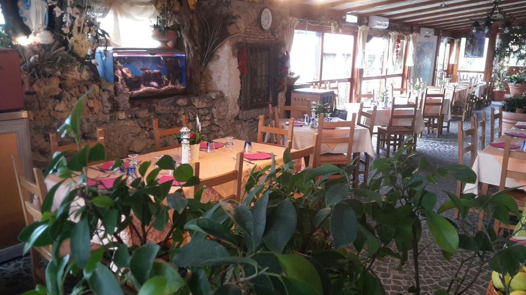 Agriturismo Mare E Monti アジェーロラ エクステリア 写真