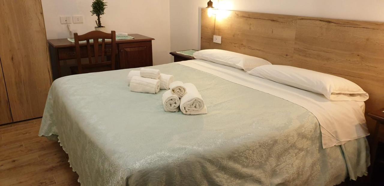 Agriturismo Mare E Monti アジェーロラ エクステリア 写真